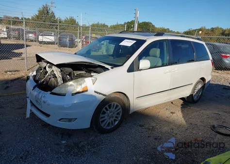 2008 Toyota Sienna Limited z USA, uszkodzony, nr VIN 5TDZK22C98S217513